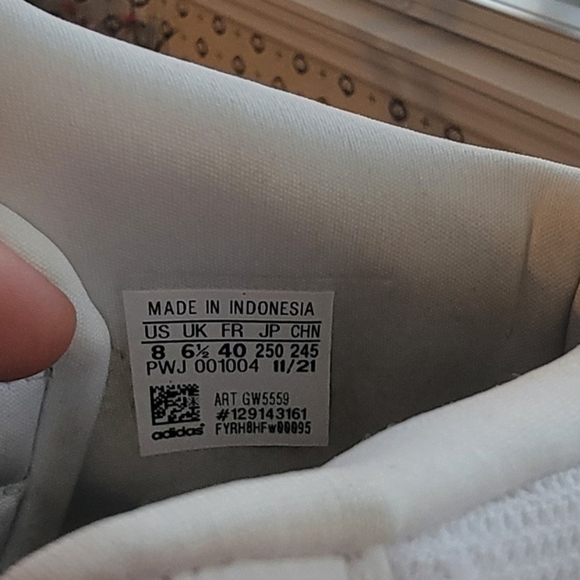 Adidas White Leather Mid Sneakers - Picture 3 of 8